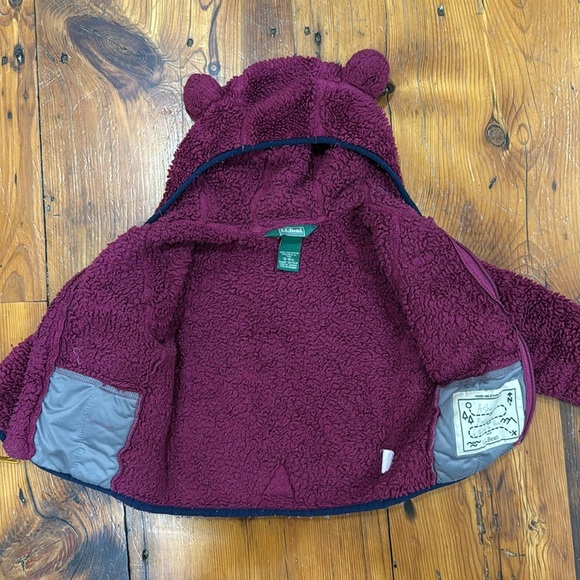 L.L. bean burgundy baby and toddler Hi-pile fleece Jacket size 12 - 18 months - Picture 6 of 9